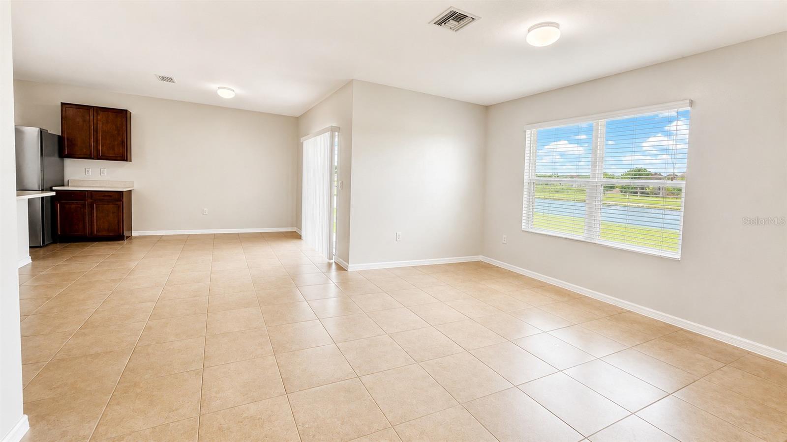 19441 MOSSY LEDGE TER, LEHIGH ACRES, FL, 33936