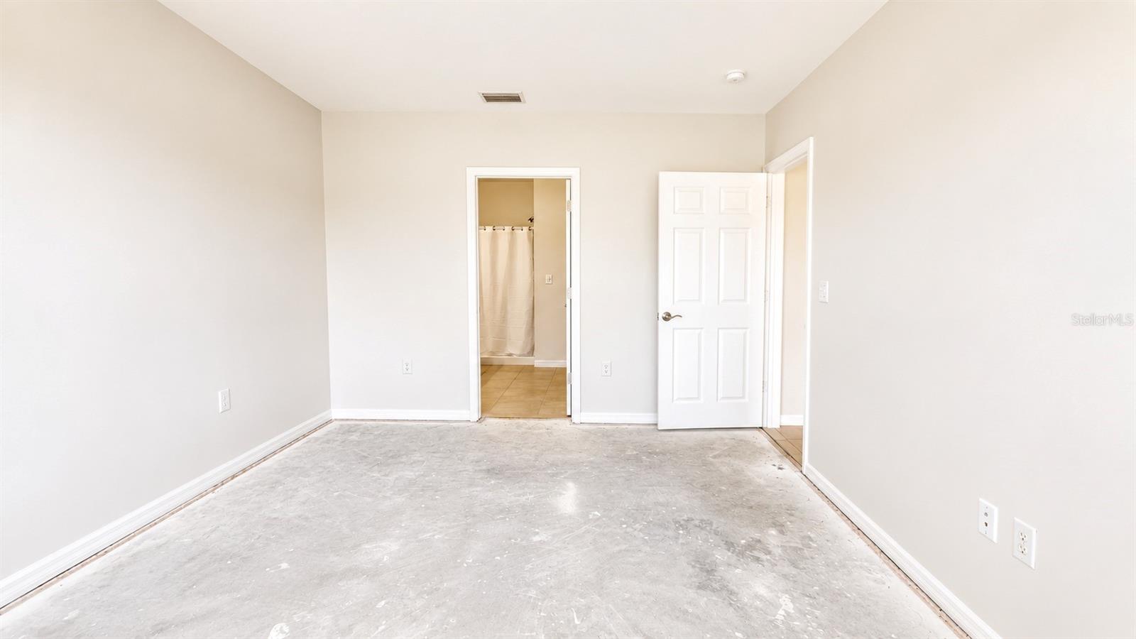 19441 MOSSY LEDGE TER, LEHIGH ACRES, FL, 33936
