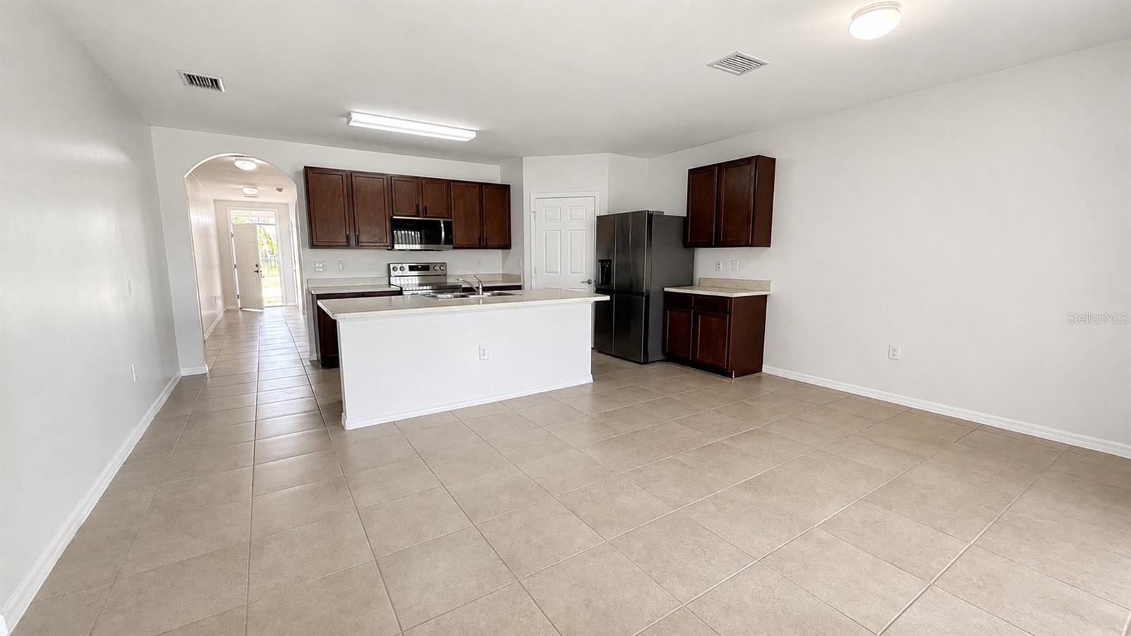 19441 MOSSY LEDGE TER, LEHIGH ACRES, FL, 33936