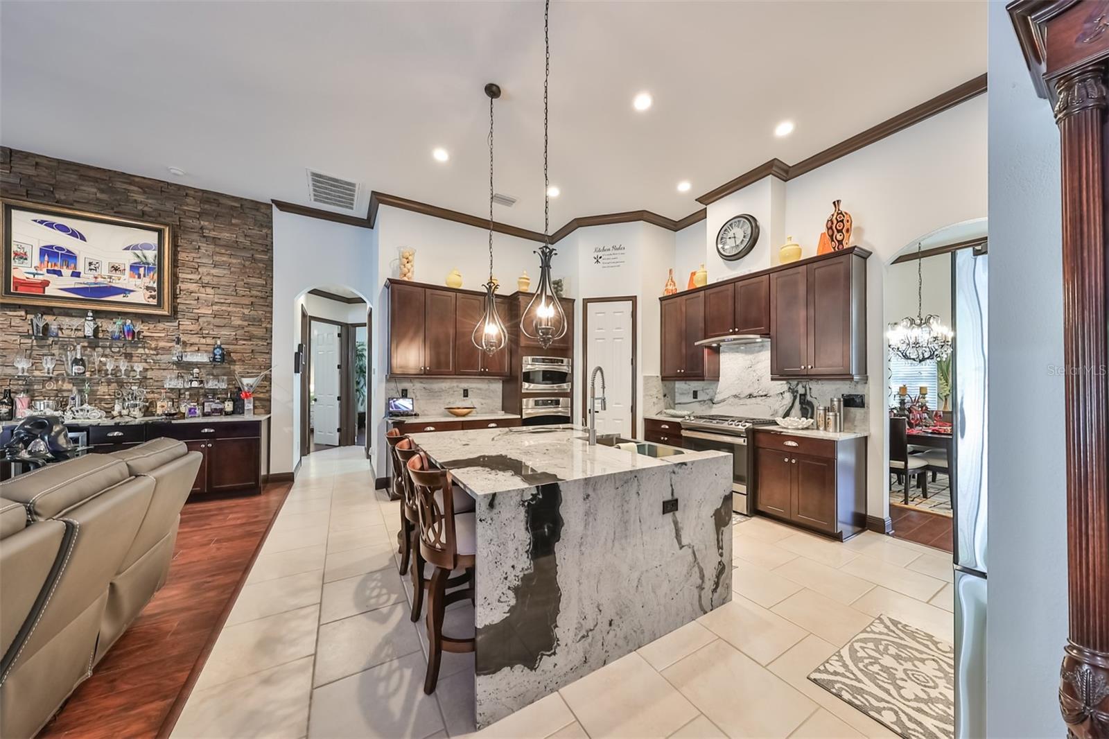 6646 PARK STRAND DR, APOLLO BEACH, FL, 33572