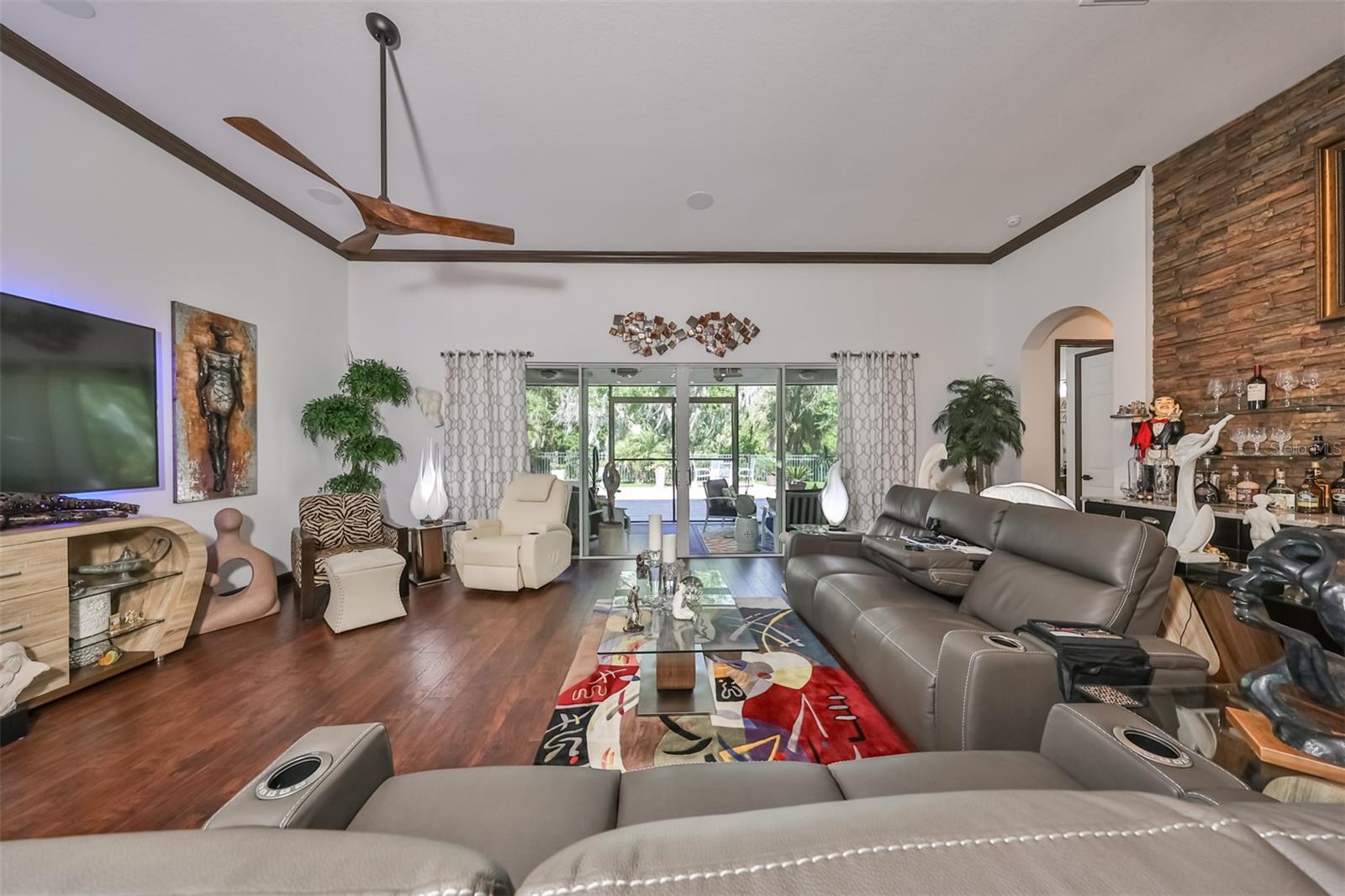 6646 PARK STRAND DR, APOLLO BEACH, FL, 33572