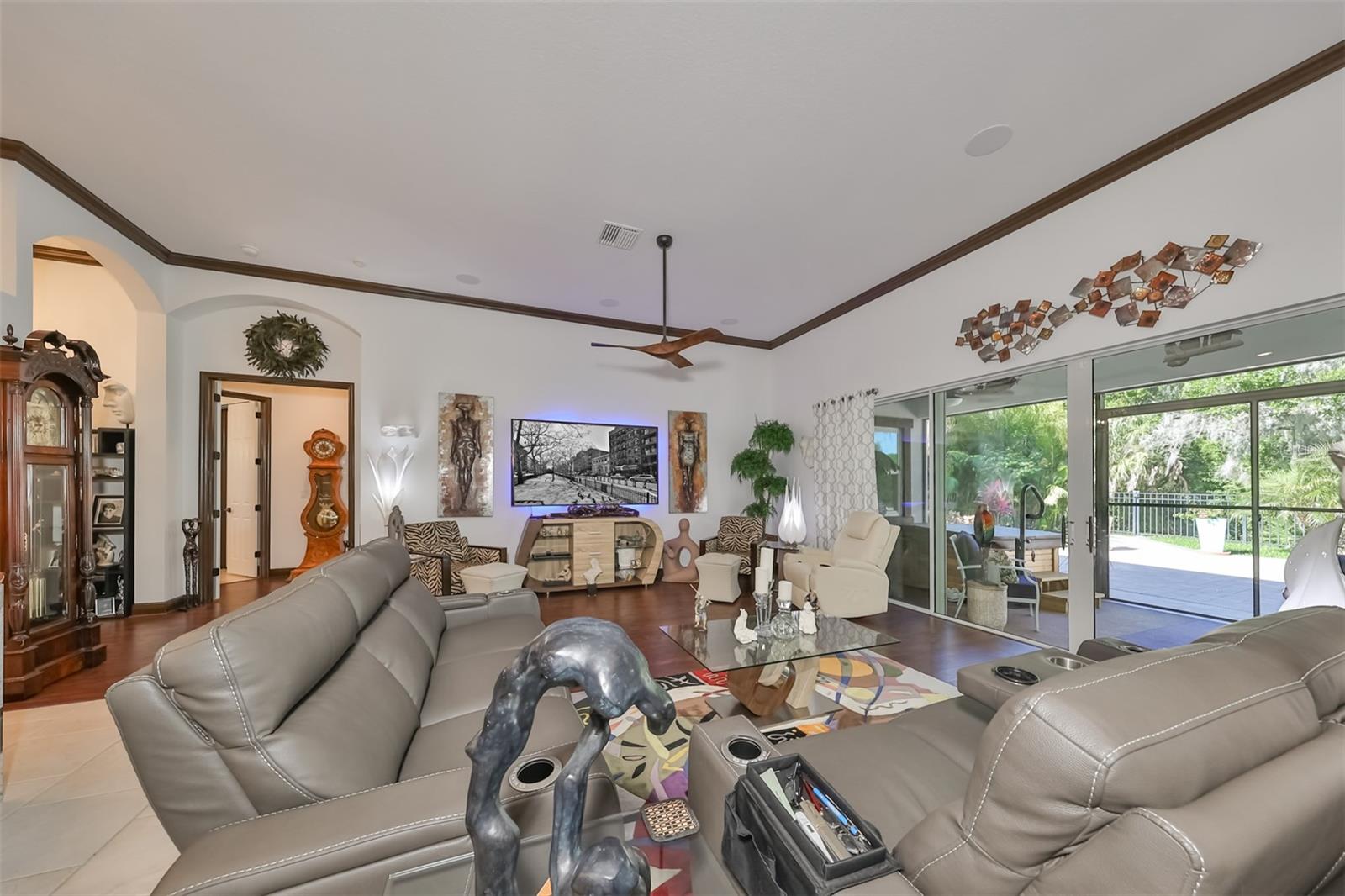 6646 PARK STRAND DR, APOLLO BEACH, FL, 33572