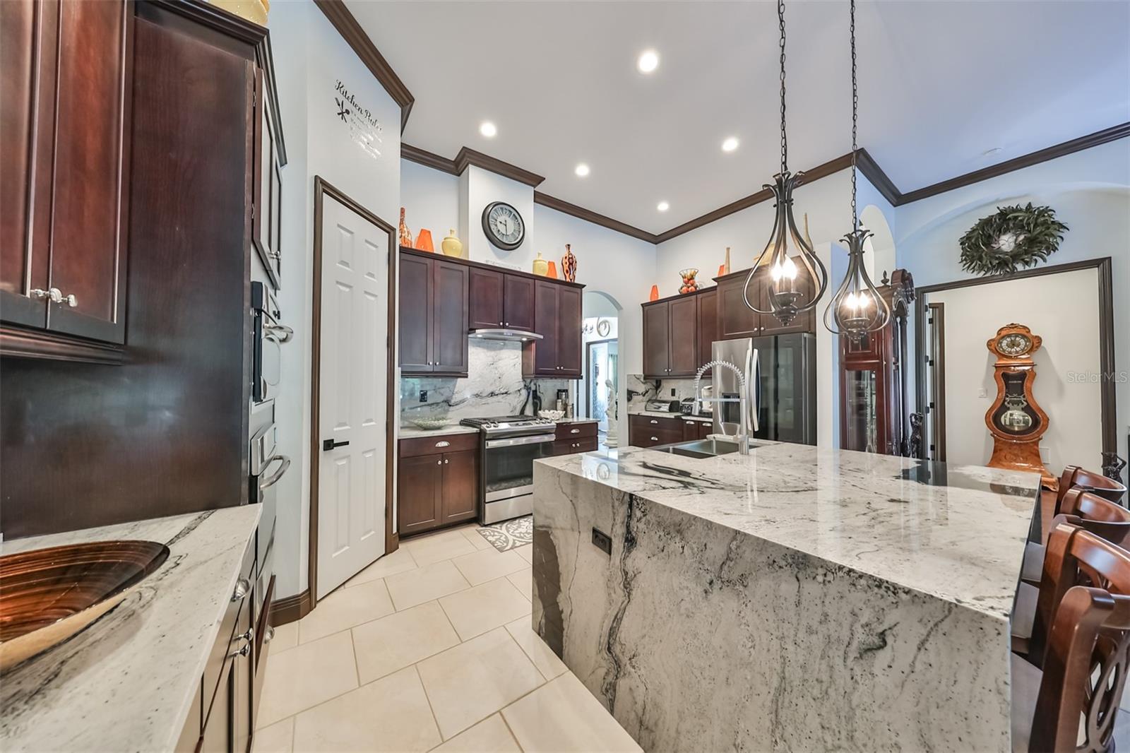6646 PARK STRAND DR, APOLLO BEACH, FL, 33572