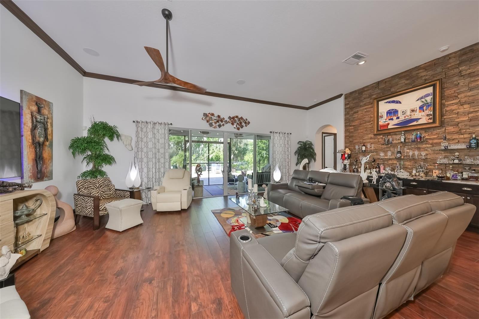 6646 PARK STRAND DR, APOLLO BEACH, FL, 33572