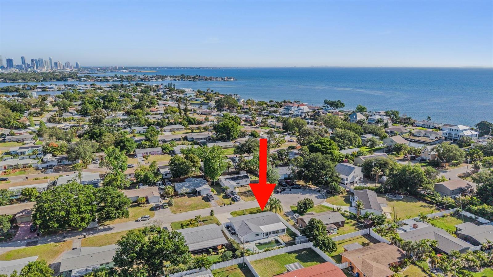 3920 WAHOO DR SE, ST PETERSBURG, FL, 33705