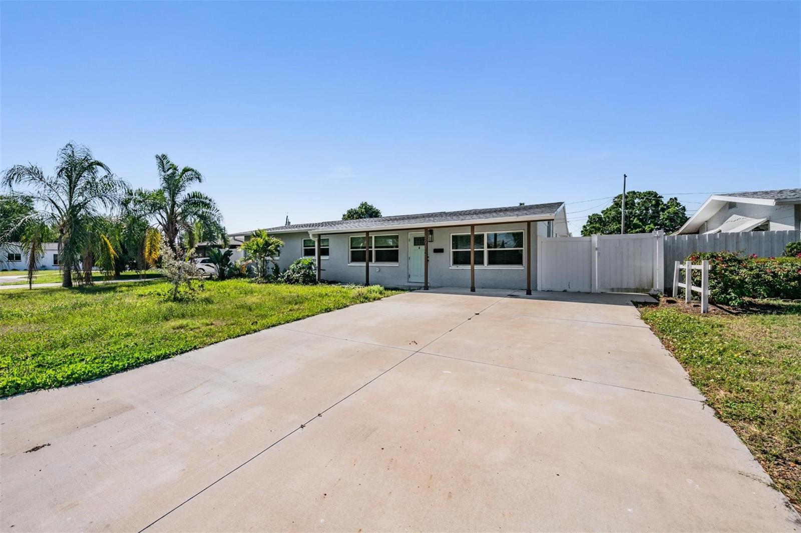 3920 WAHOO DR SE, ST PETERSBURG, FL, 33705