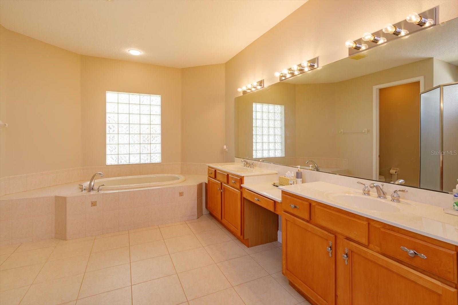 3529 KING GEORGE DR, ORLANDO, FL, 32835
