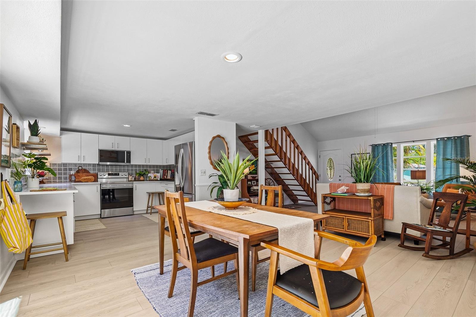 3174 PEACHTREE ST, SARASOTA, FL, 34231