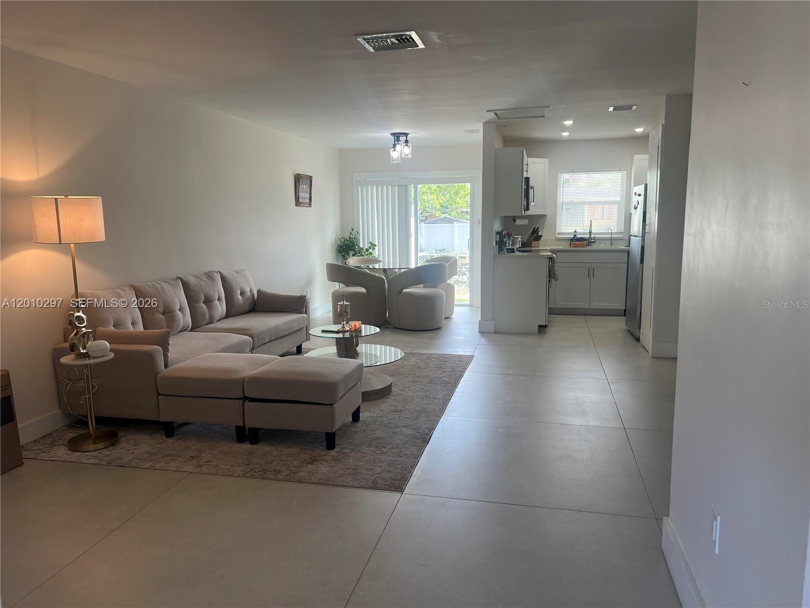 6742 SW 18 CT #2, NORTH LAUDERDALE, FL, 33068