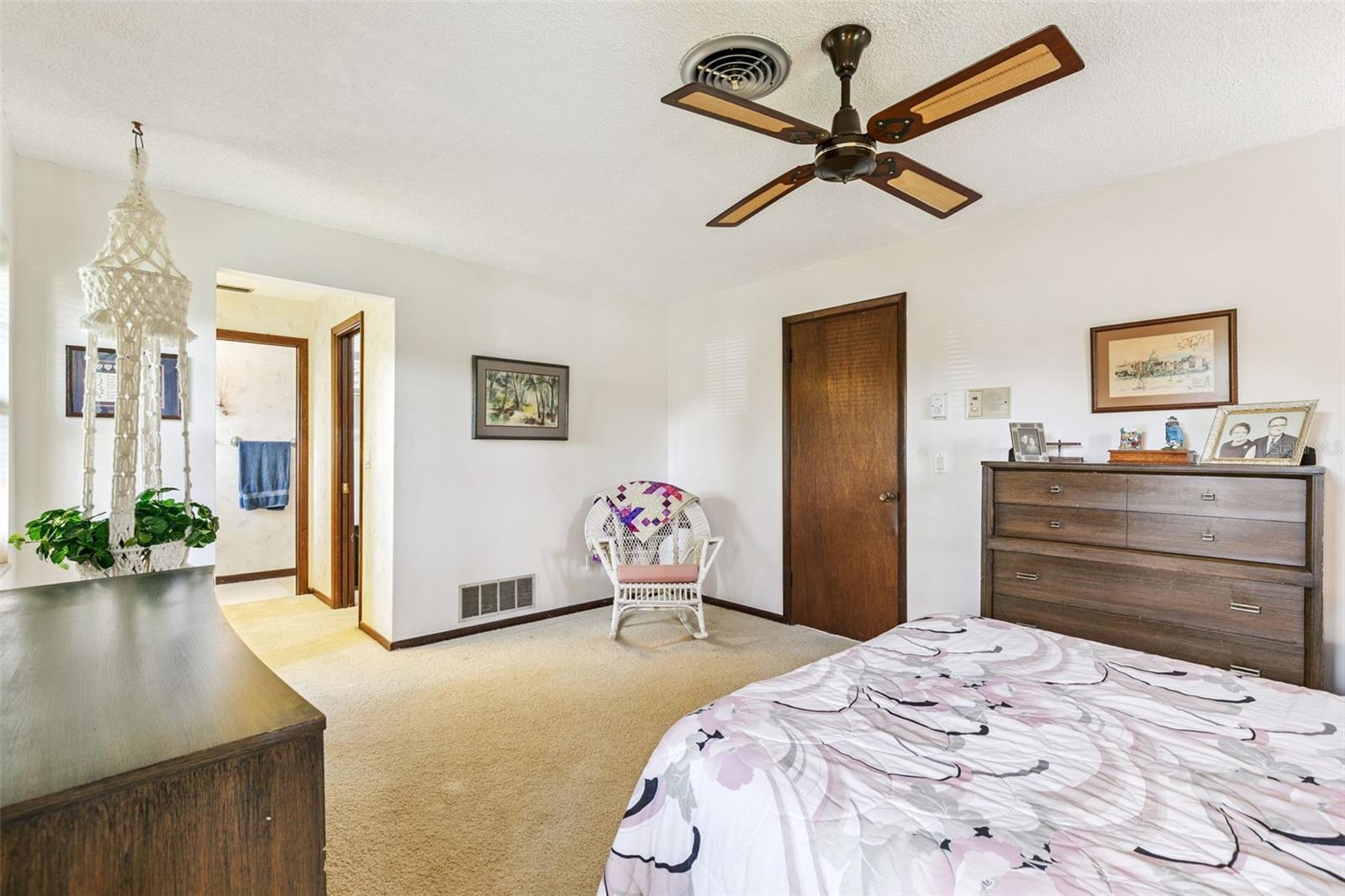 225 LAKE DESTINY TRL, ALTAMONTE SPRINGS, FL, 32714
