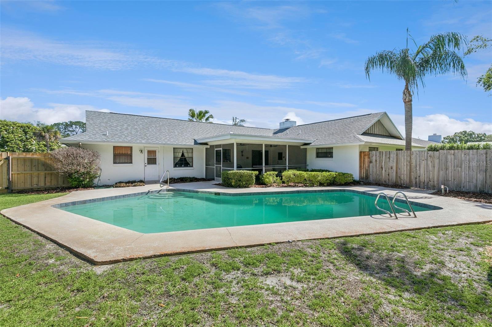225 LAKE DESTINY TRL, ALTAMONTE SPRINGS, FL, 32714