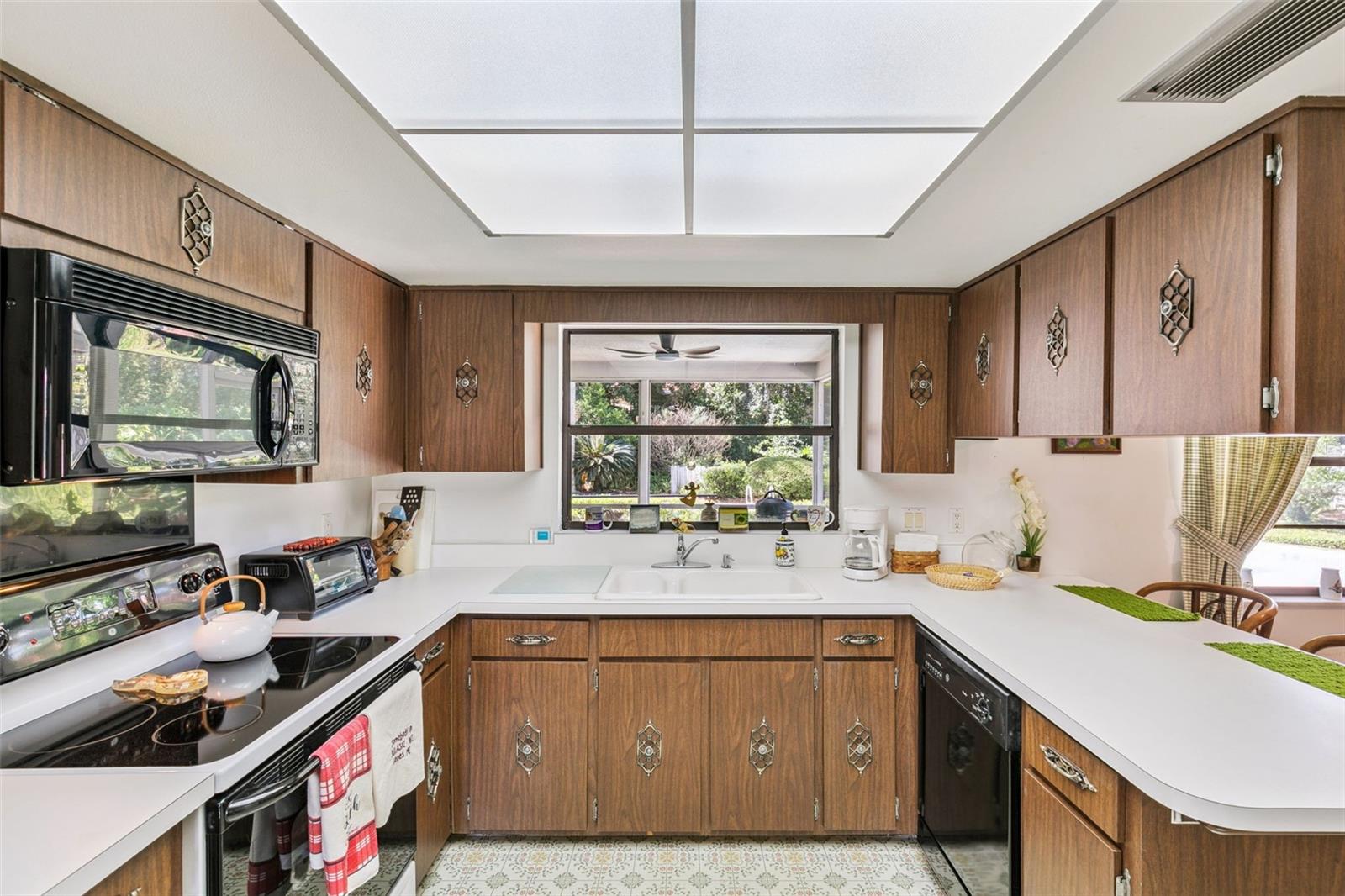 225 LAKE DESTINY TRL, ALTAMONTE SPRINGS, FL, 32714