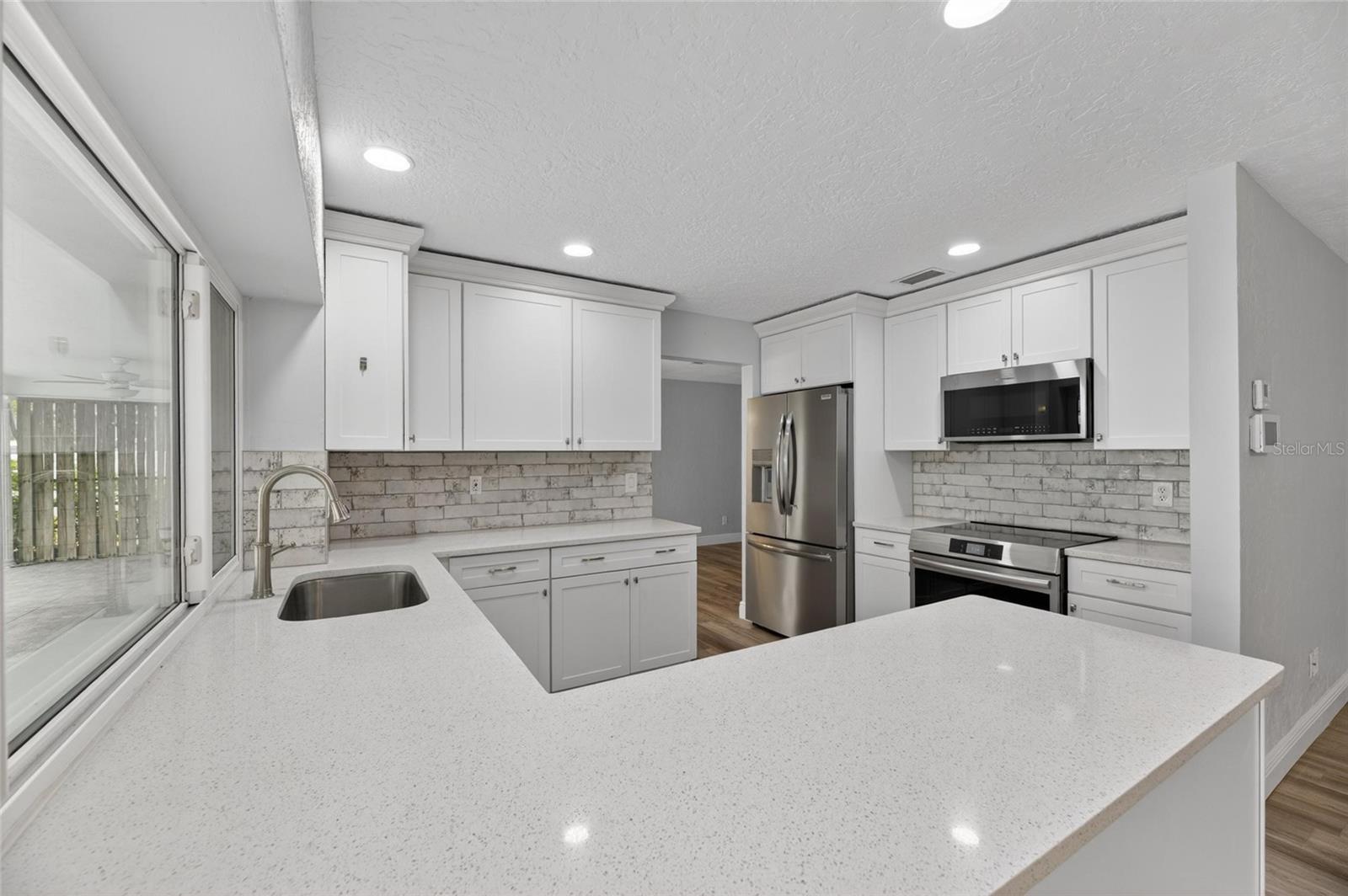 6305 COTTONWOOD LN, APOLLO BEACH, FL, 33572