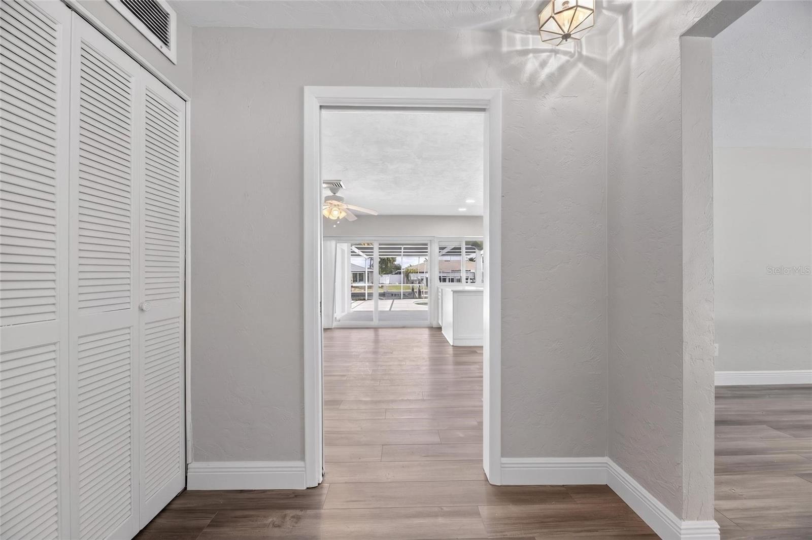 6305 COTTONWOOD LN, APOLLO BEACH, FL, 33572