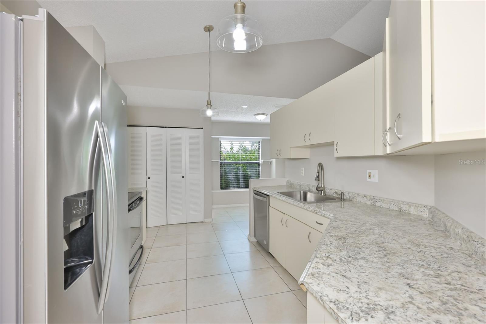 1209 LITCHFIELD DR #42, SUN CITY CENTER, FL, 33573