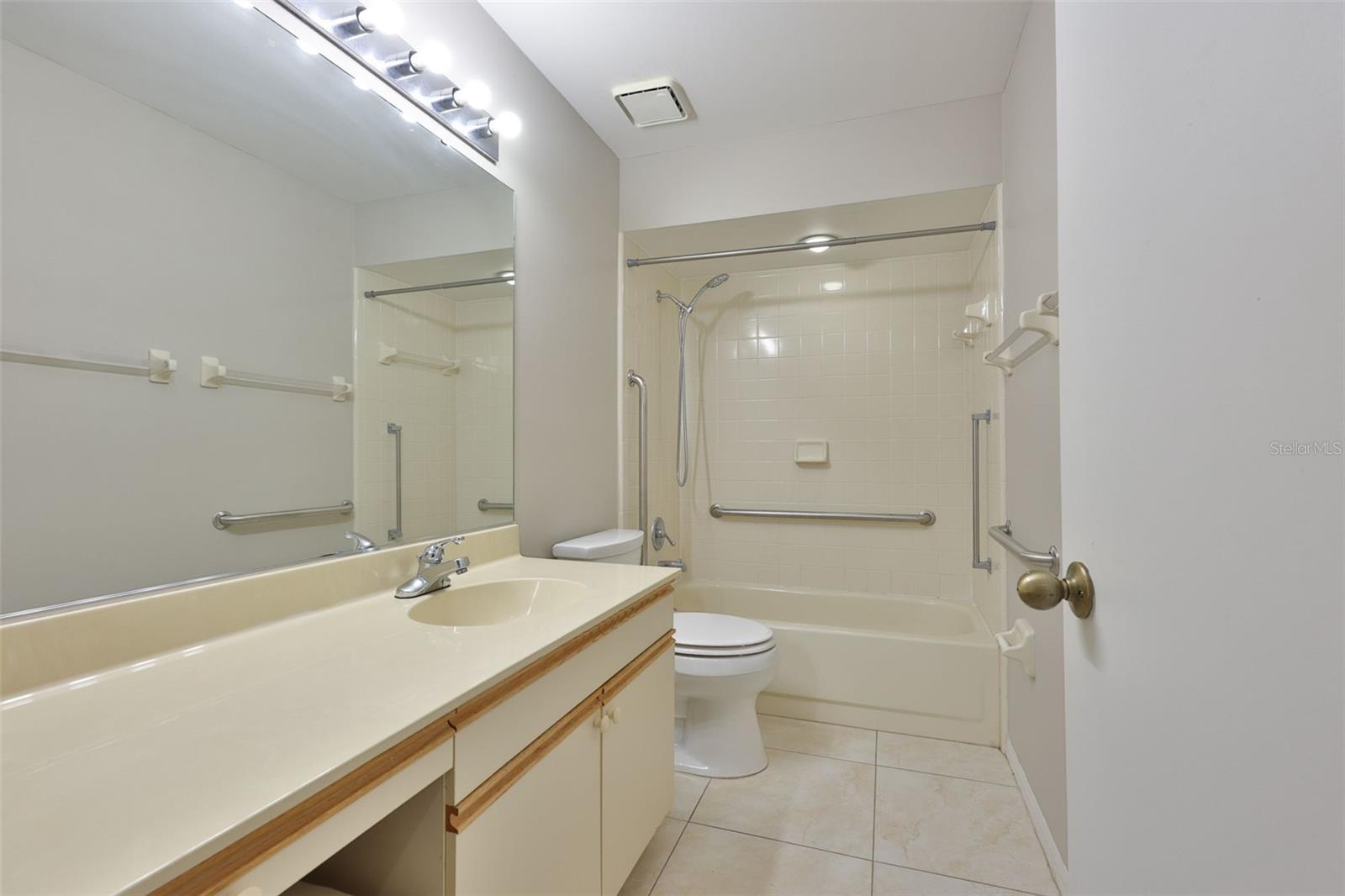1209 LITCHFIELD DR #42, SUN CITY CENTER, FL, 33573