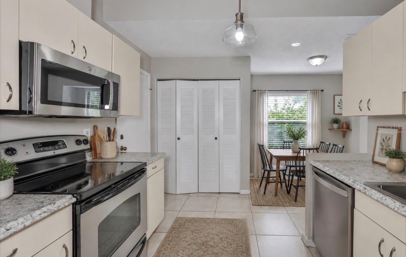 1209 LITCHFIELD DR #42, SUN CITY CENTER, FL, 33573