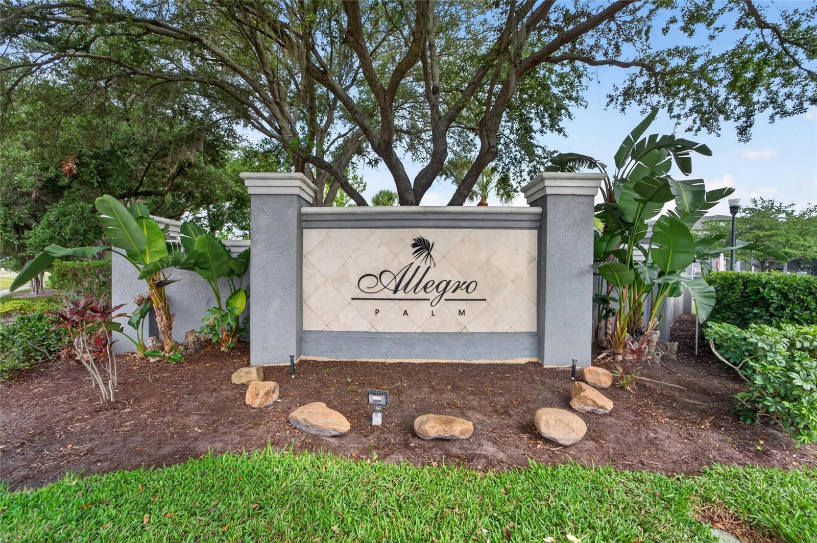 5611 LEGACY CRESCENT PL #304, RIVERVIEW, FL, 33578