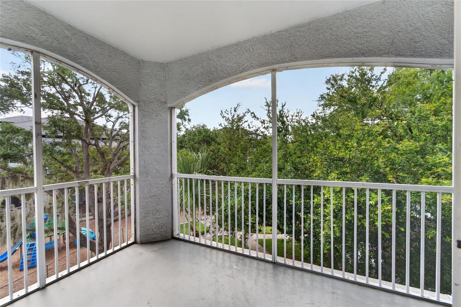 5611 LEGACY CRESCENT PL #304, RIVERVIEW, FL, 33578