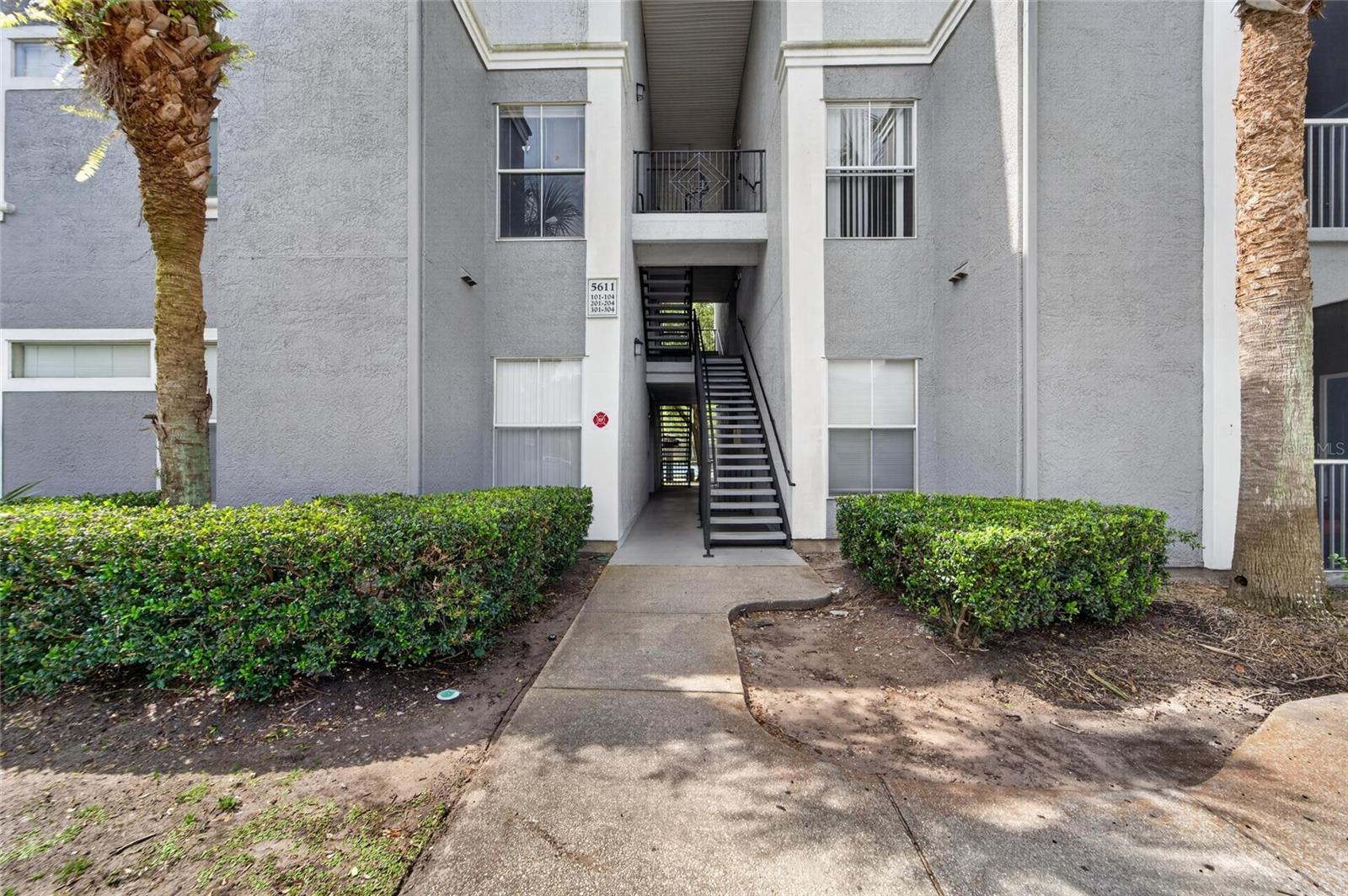 5611 LEGACY CRESCENT PL #304, RIVERVIEW, FL, 33578