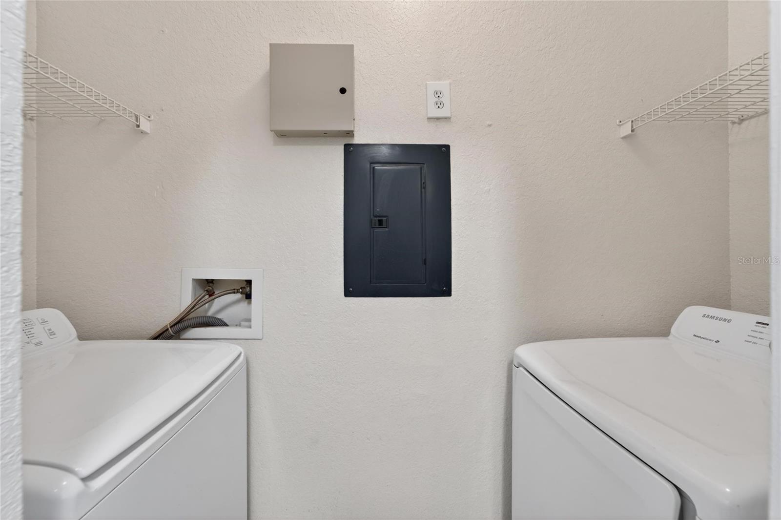 5611 LEGACY CRESCENT PL #304, RIVERVIEW, FL, 33578