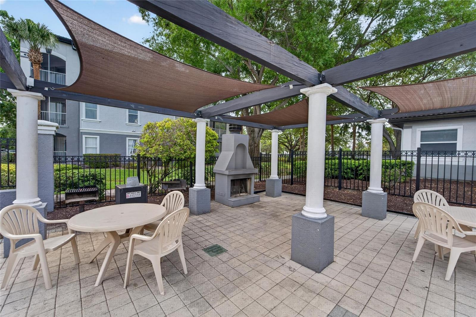 5611 LEGACY CRESCENT PL #304, RIVERVIEW, FL, 33578