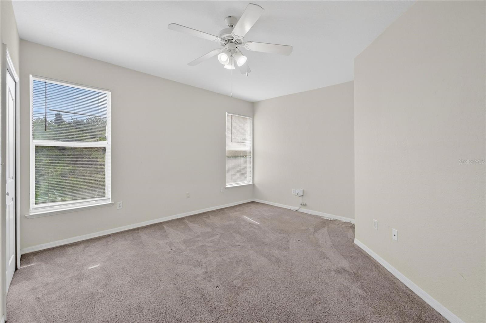 5611 LEGACY CRESCENT PL #304, RIVERVIEW, FL, 33578
