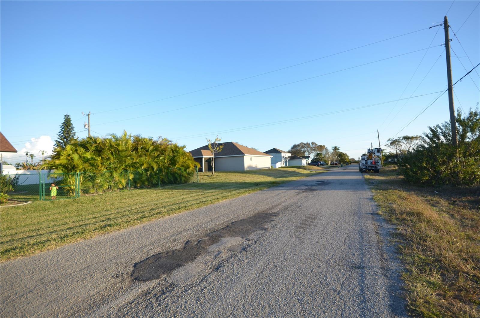 1304 NE 14TH AVE, CAPE CORAL, FL, 33909