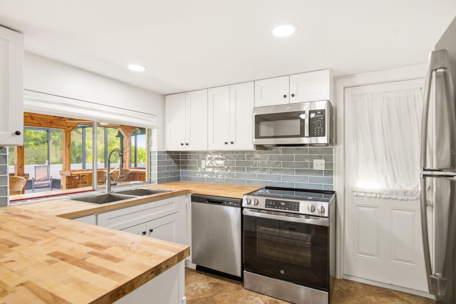3705 GRAYTON DR, NEW PORT RICHEY, FL, 34652