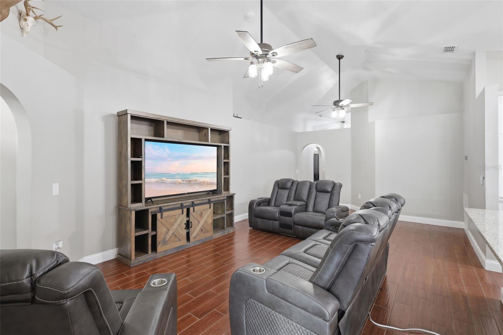 399 FAIRFIELD DR, SANFORD, FL, 32771