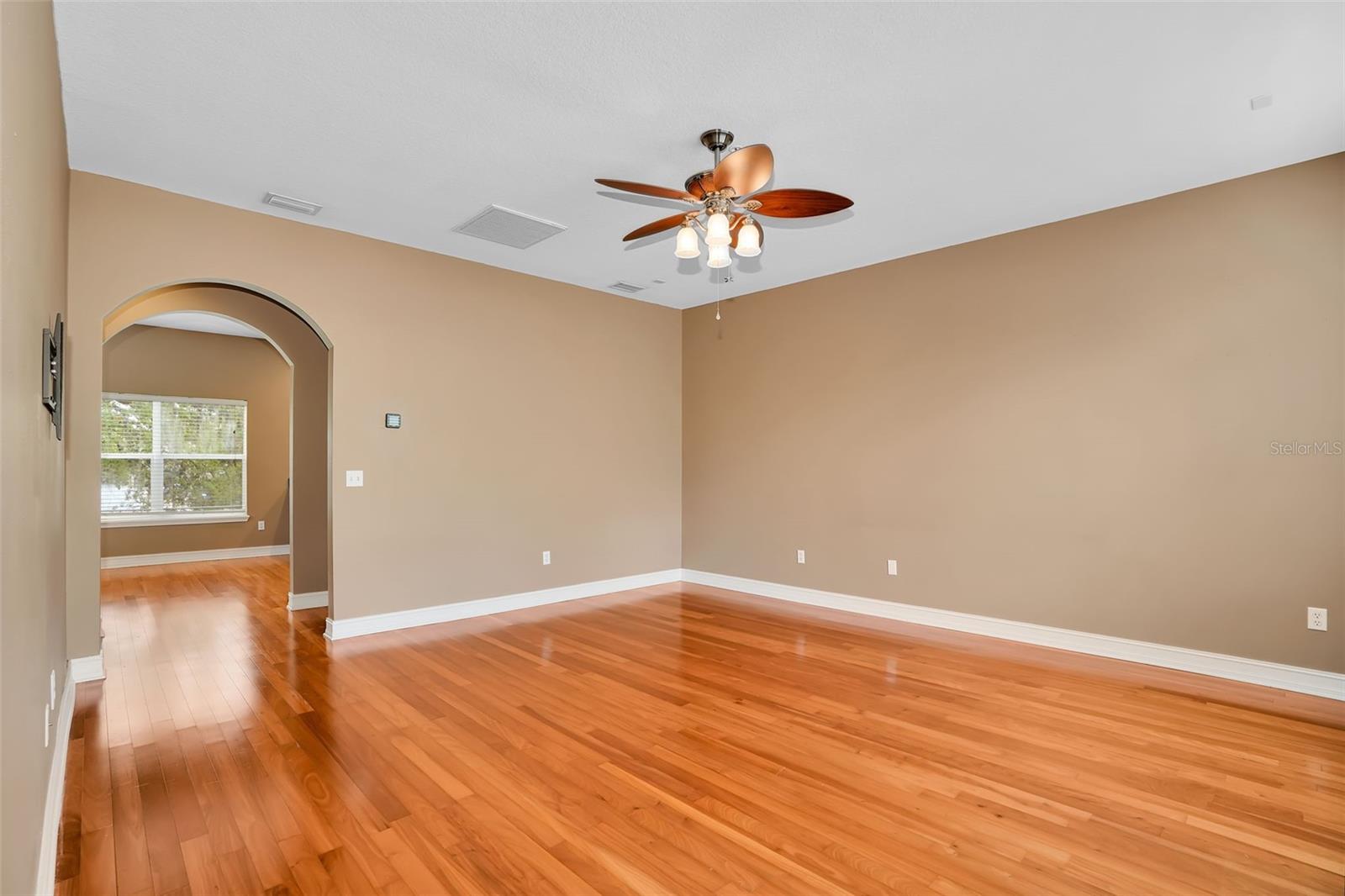 3102 TOSCANA CIR, TAMPA, FL, 33611