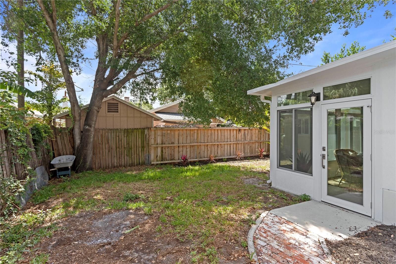 1175 HIGHLAND CT N, ST PETERSBURG, FL, 33701