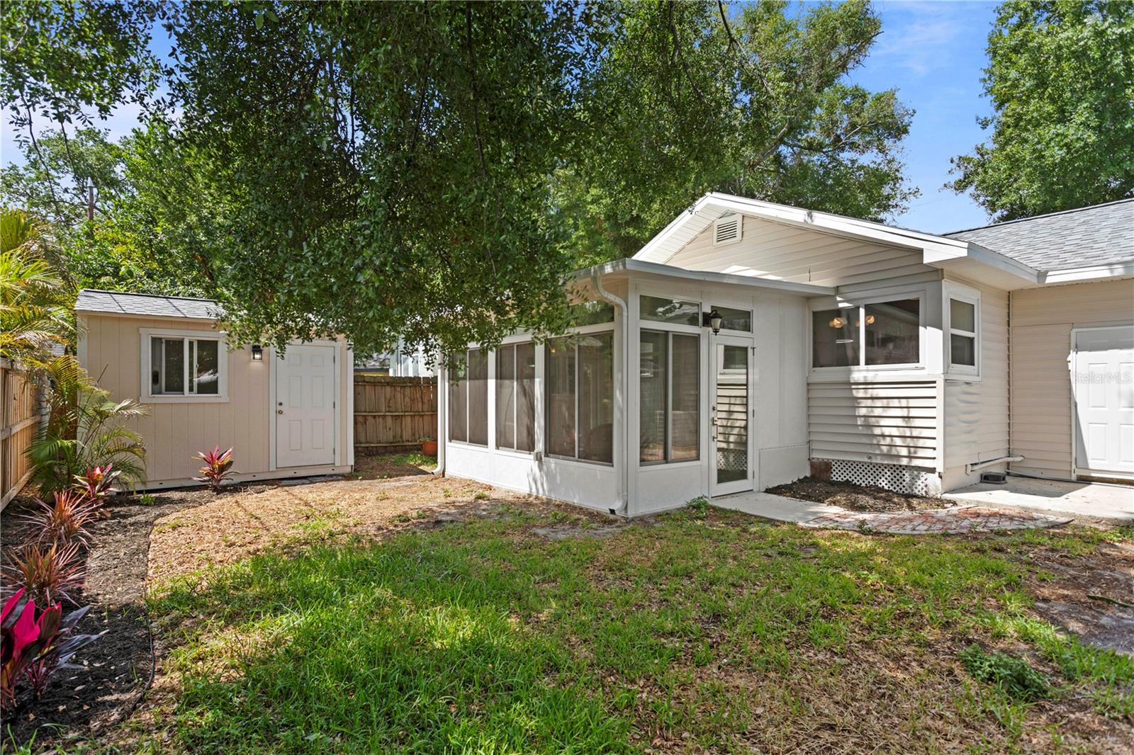 1175 HIGHLAND CT N, ST PETERSBURG, FL, 33701