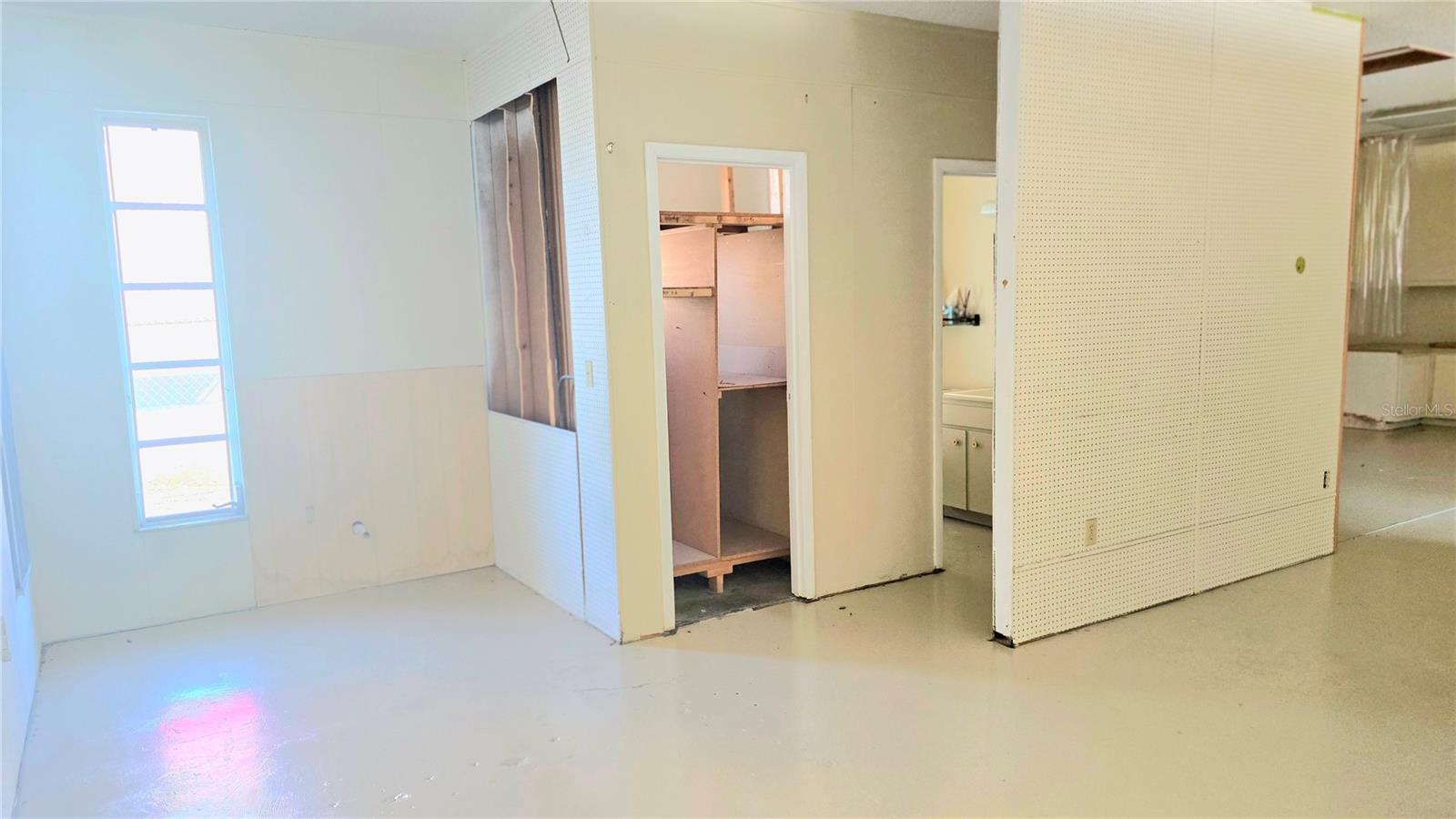 530 US-41-BYP #1A, VENICE, FL, 34285