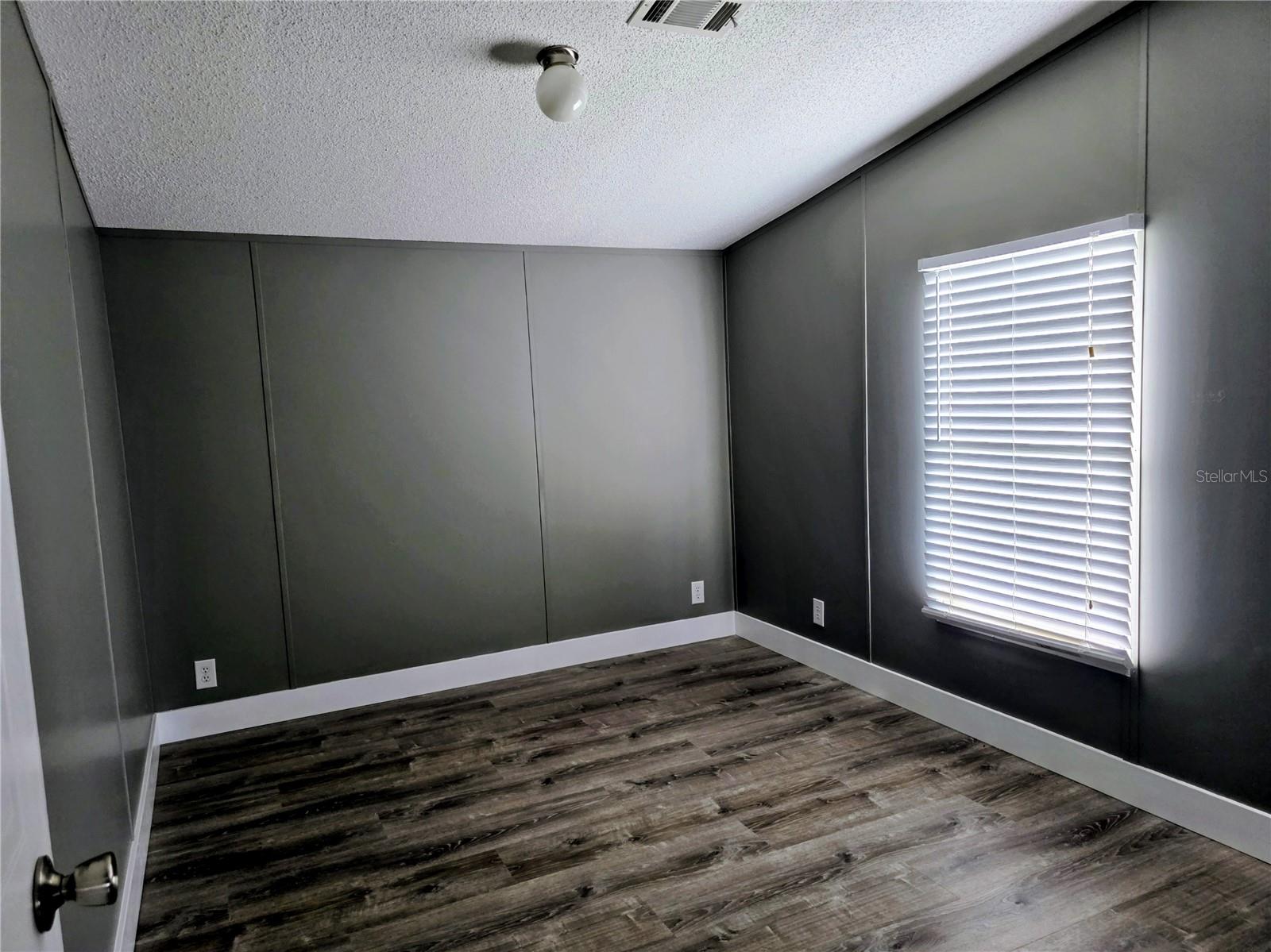 205 W SHELL POINT RD #Bldg A, RUSKIN, FL, 33570