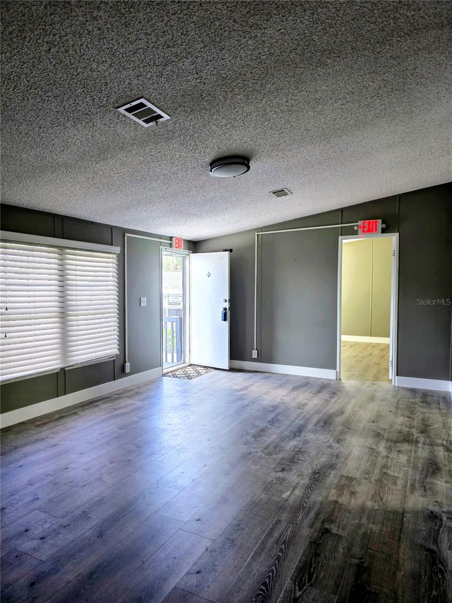 205 W SHELL POINT RD #Bldg A, RUSKIN, FL, 33570