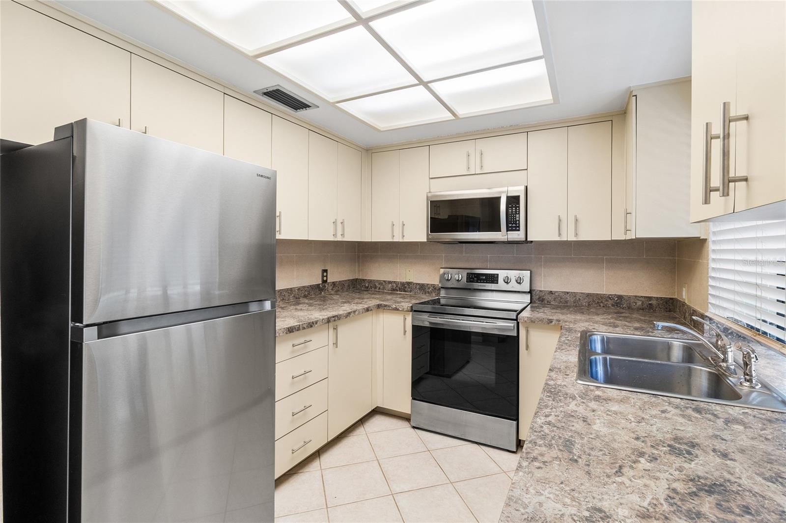 3016 LANDMARK BLVD #401, PALM HARBOR, FL, 34684