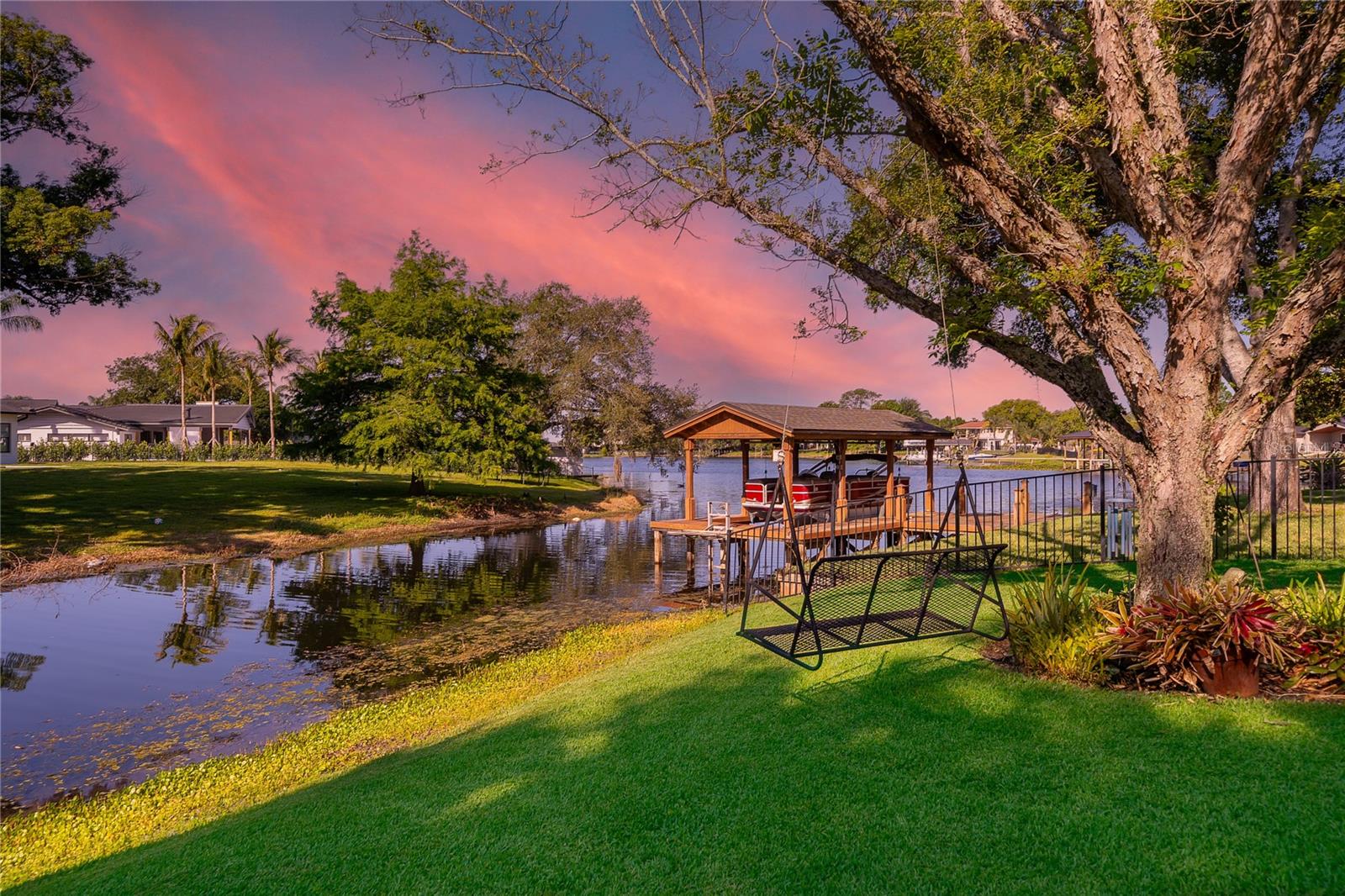 2810 OVERLAKE AVE, ORLANDO, FL, 32806