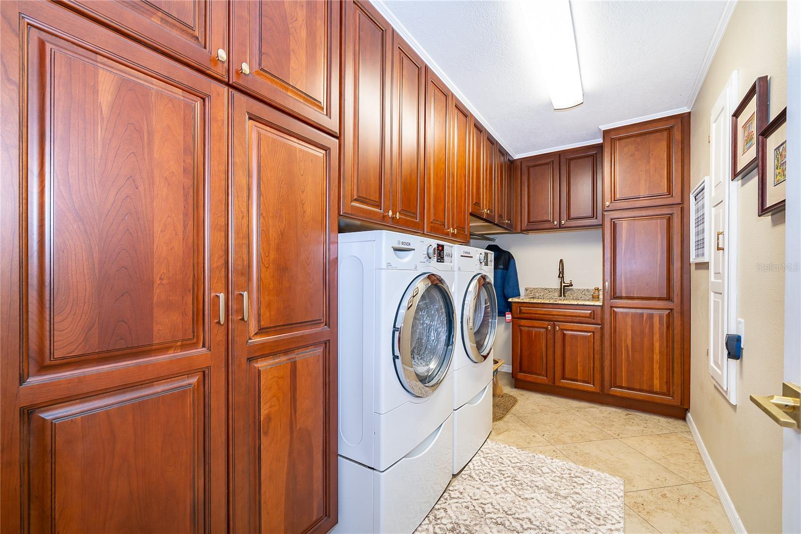 2810 OVERLAKE AVE, ORLANDO, FL, 32806