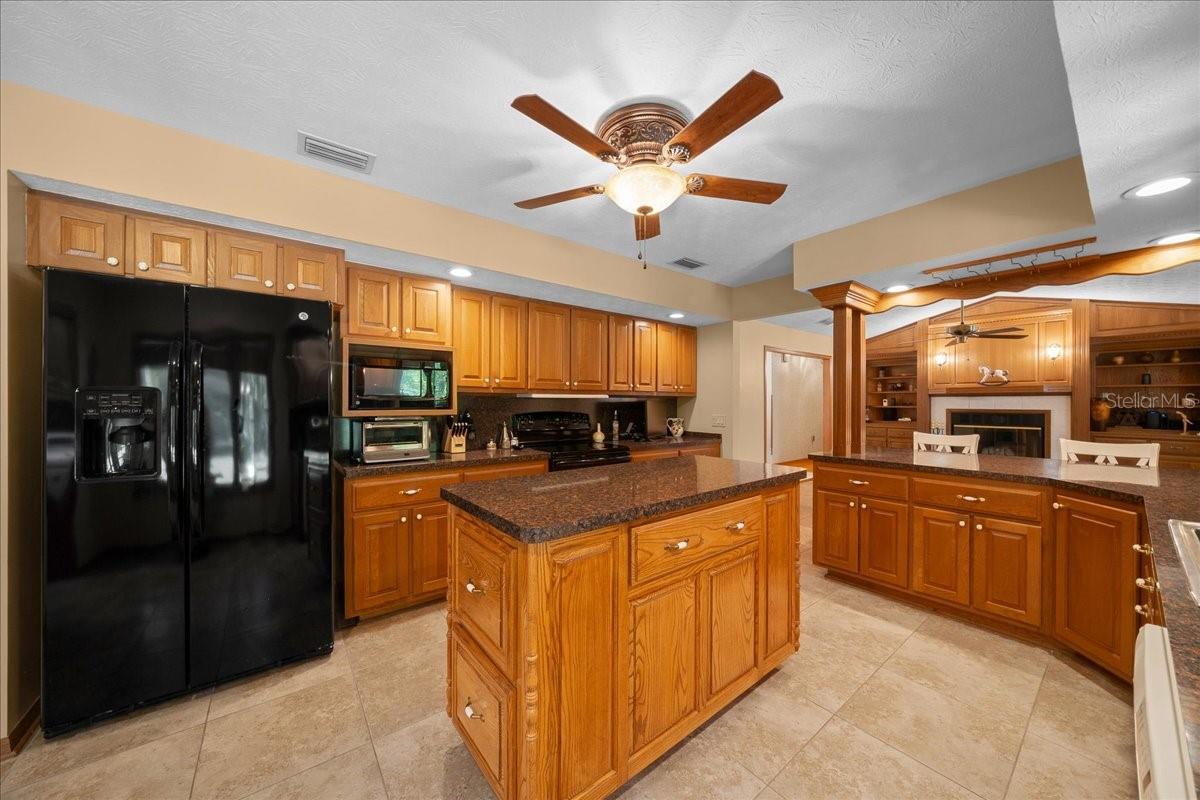 11 SYCAMORE CT W, HOMOSASSA, FL, 34446