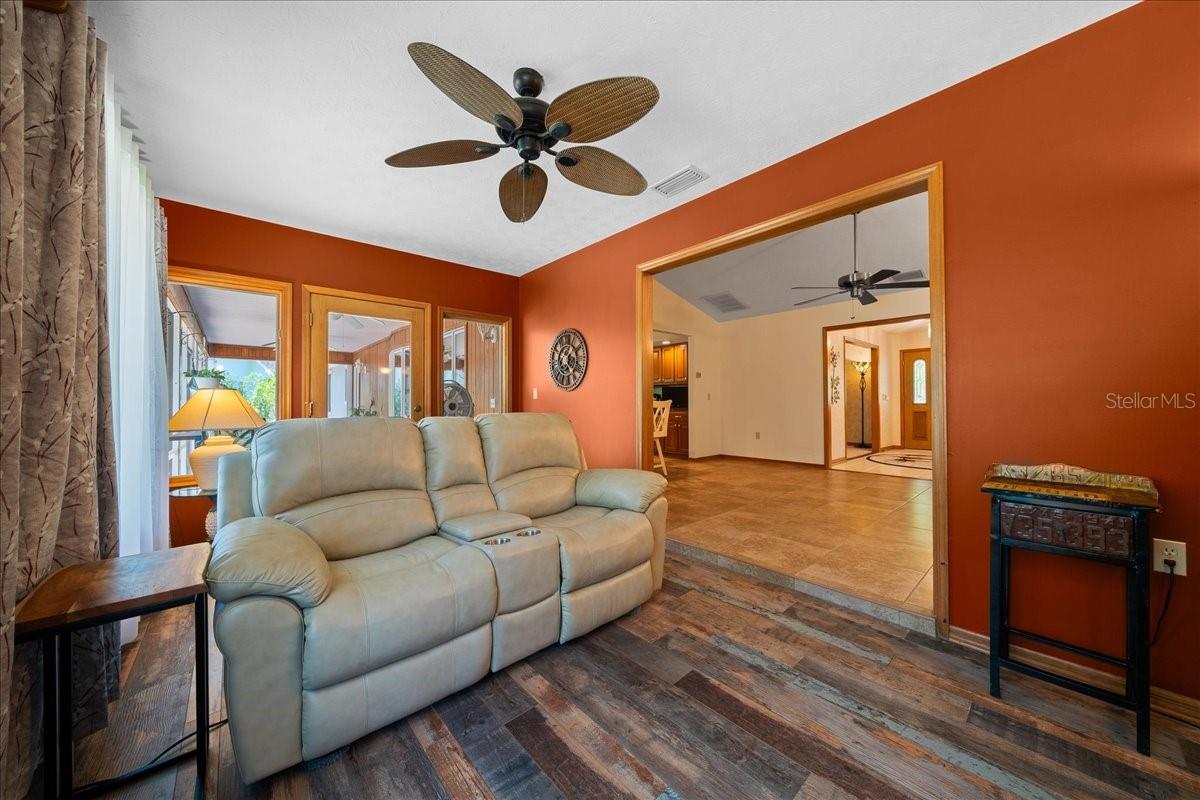 11 SYCAMORE CT W, HOMOSASSA, FL, 34446