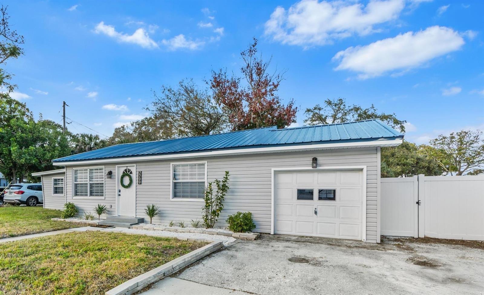 7799 46TH AVE N, ST PETERSBURG, FL, 33709