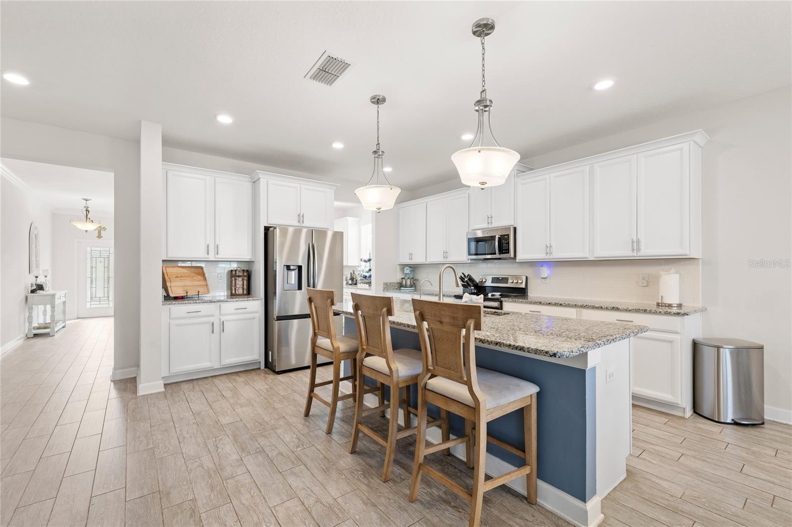 5864 ALENLON WAY, MOUNT DORA, FL, 32757