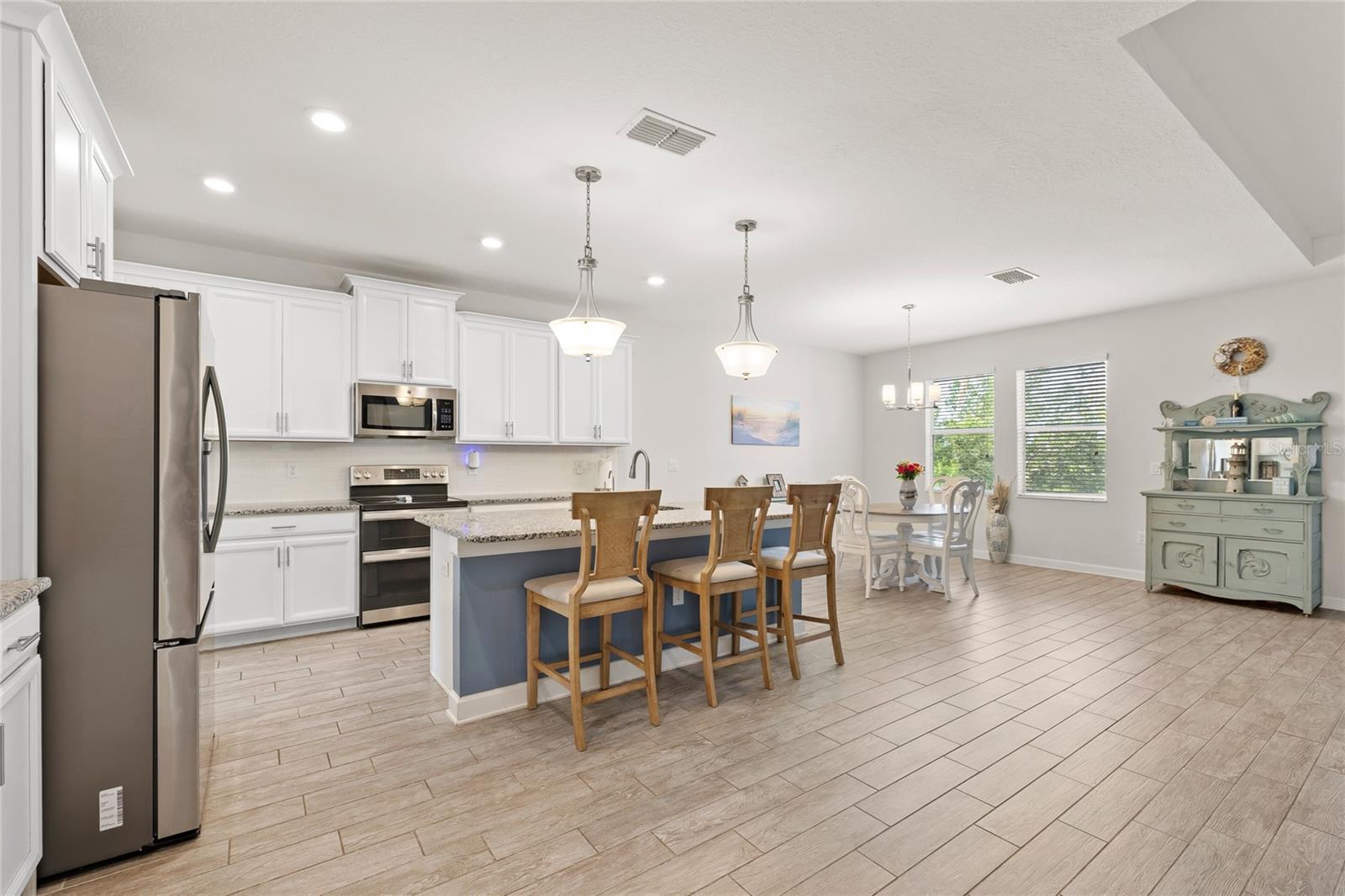 5864 ALENLON WAY, MOUNT DORA, FL, 32757