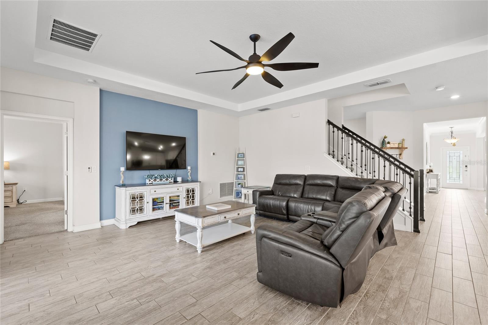 5864 ALENLON WAY, MOUNT DORA, FL, 32757