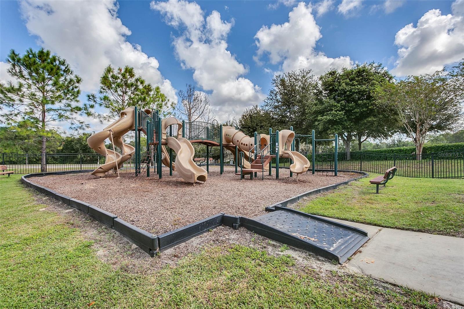 5864 ALENLON WAY, MOUNT DORA, FL, 32757