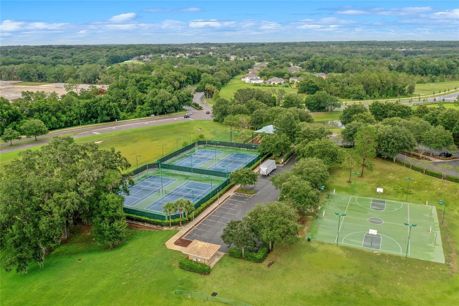 5864 ALENLON WAY, MOUNT DORA, FL, 32757