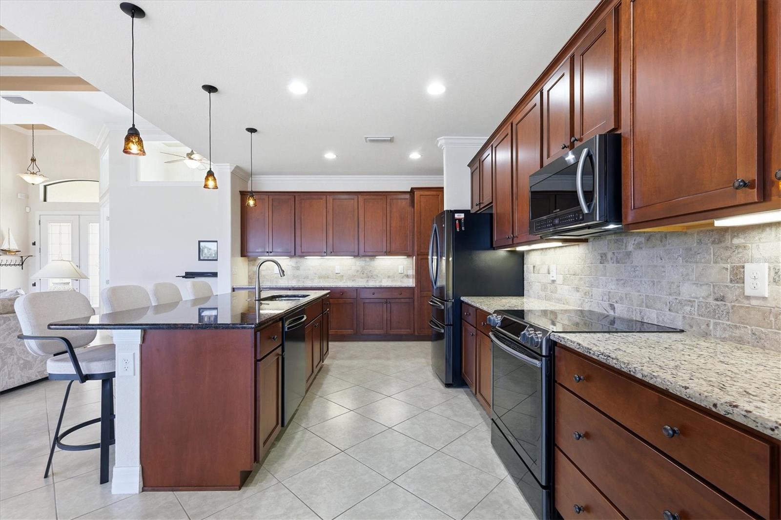 9266 MIGUE CIR, PORT CHARLOTTE, FL, 33981