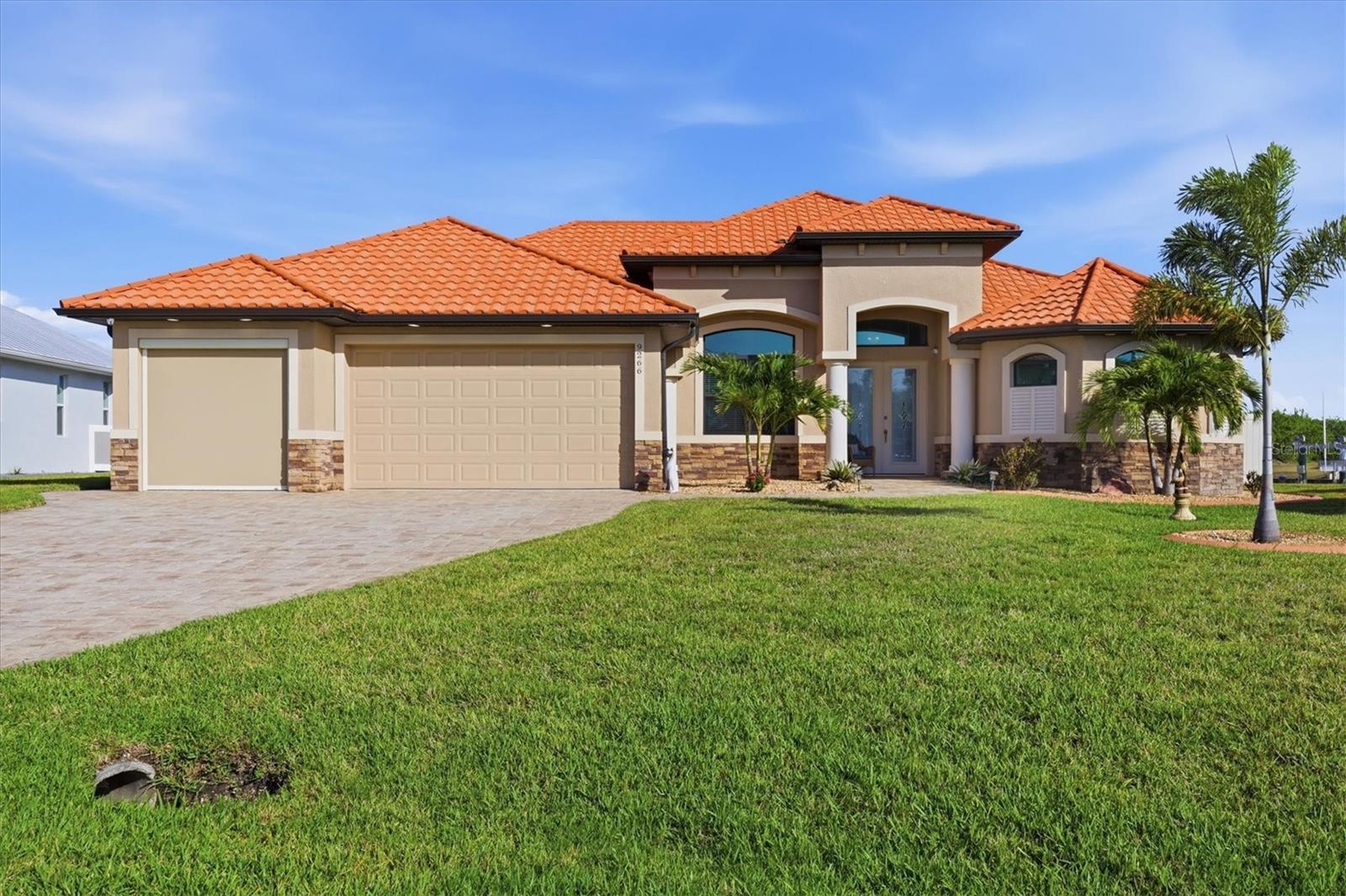9266 MIGUE CIR, PORT CHARLOTTE, FL, 33981