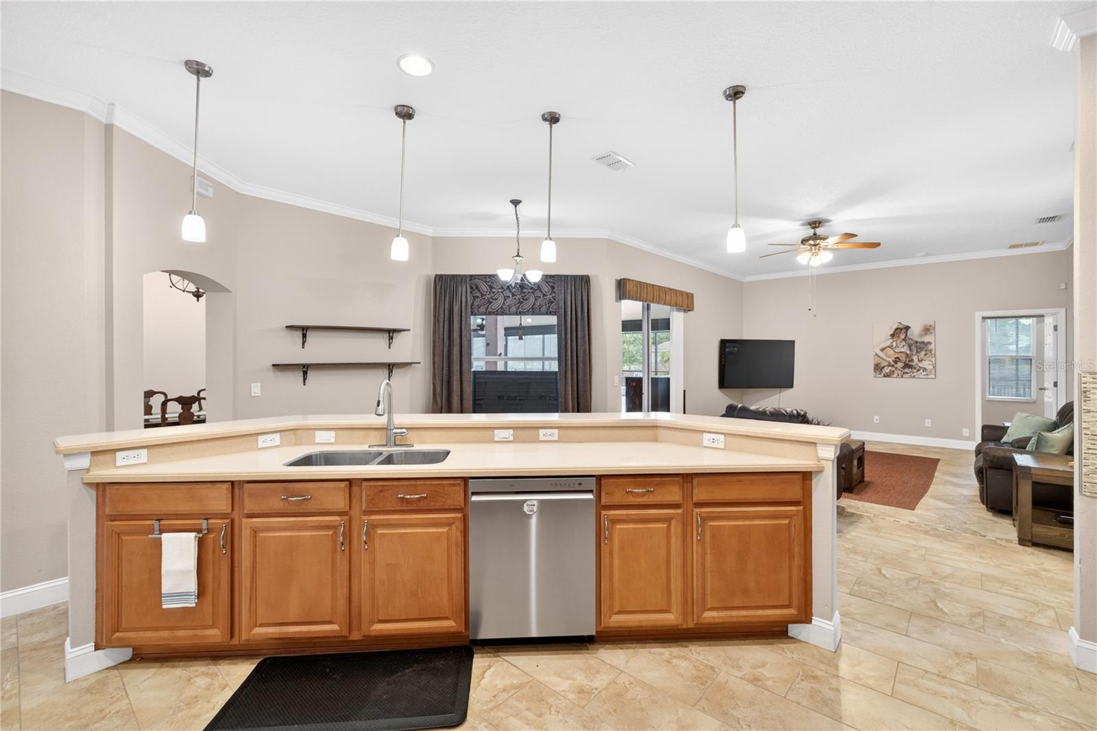 10174 MALLARD LANDINGS WAY, ORLANDO, FL, 32832